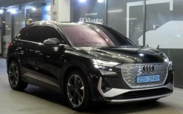 중고자동차경매 Q4 e-트론 40 프리미엄 매물 사진 11 - 2022/10 58,596km