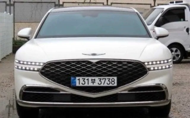 중고자동차경매 G90(RS4) 3.5T GDI e-S/C LWB AWD 매물 사진 15 - 2022/07 48,161km
